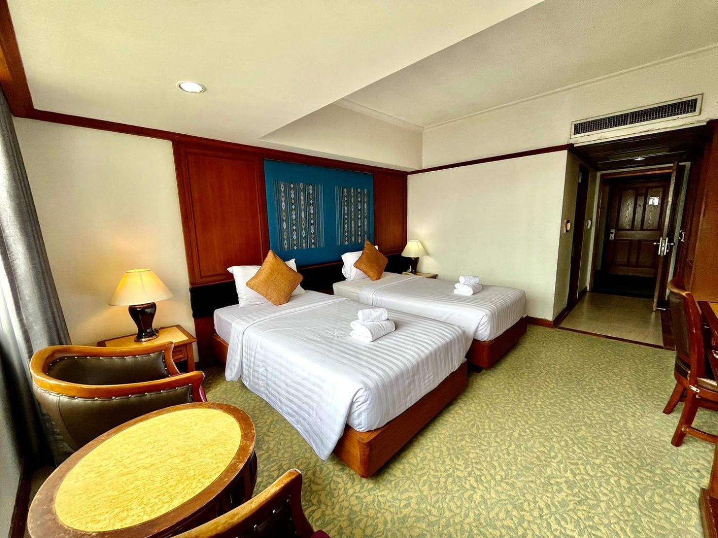 Asian Hotel Hat Yai Exteriör bild