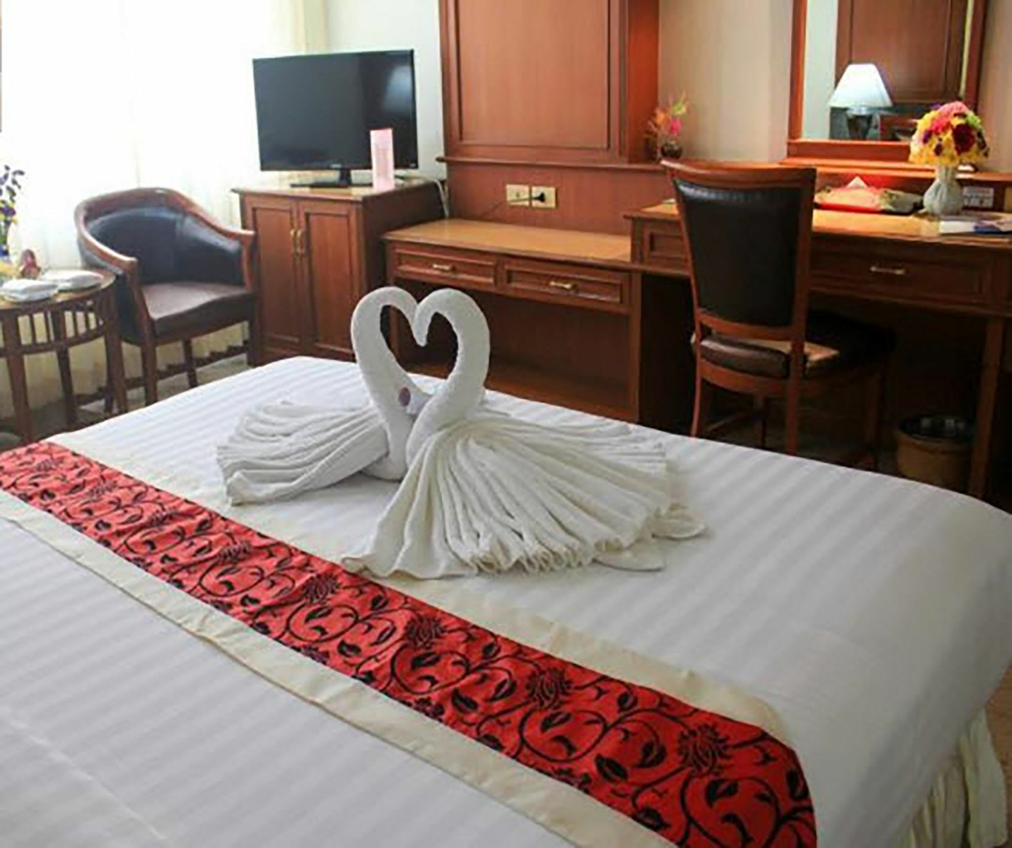 Asian Hotel Hat Yai Exteriör bild